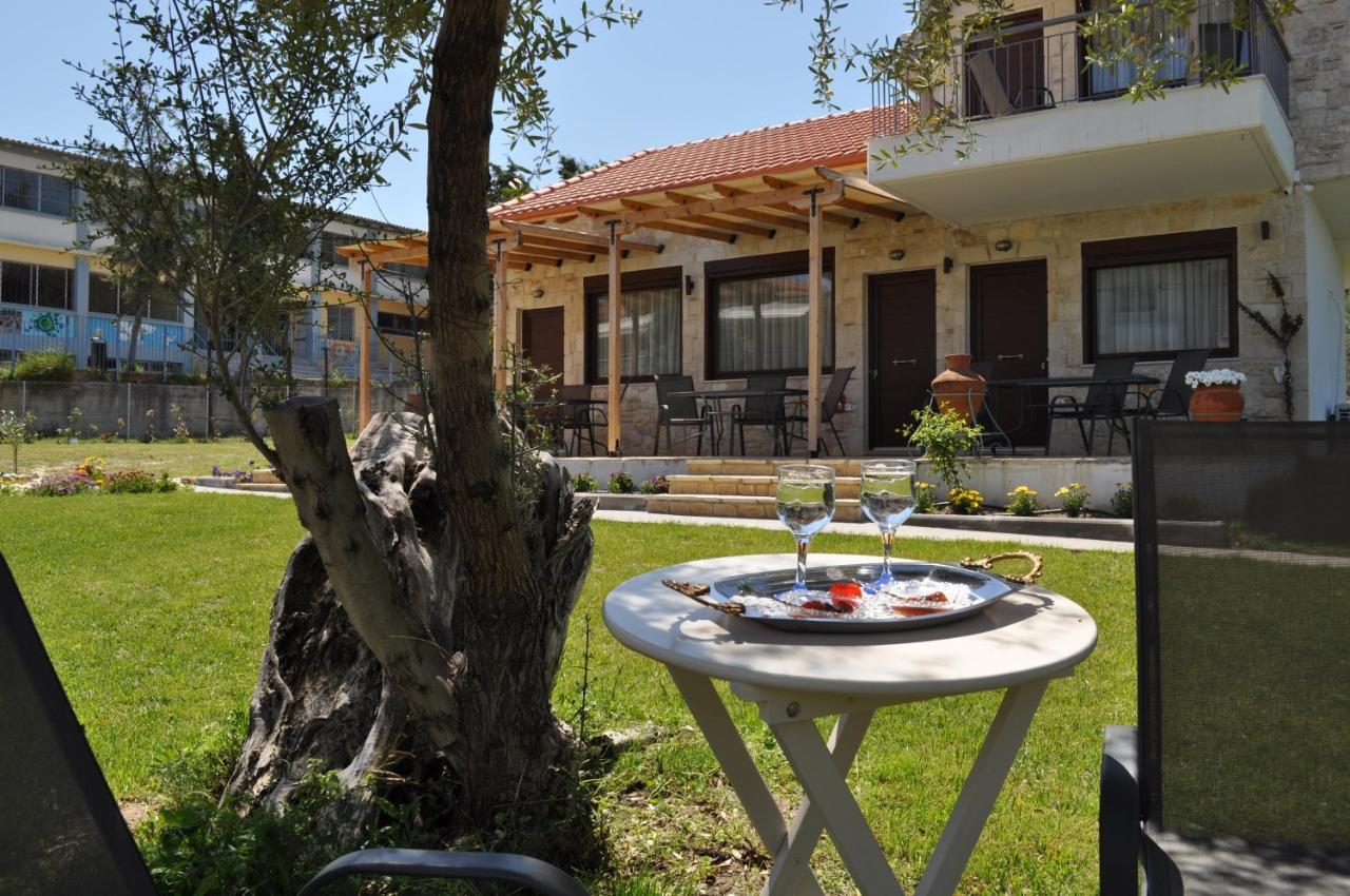 Agrielia Apartments Pefkochori Dış mekan fotoğraf